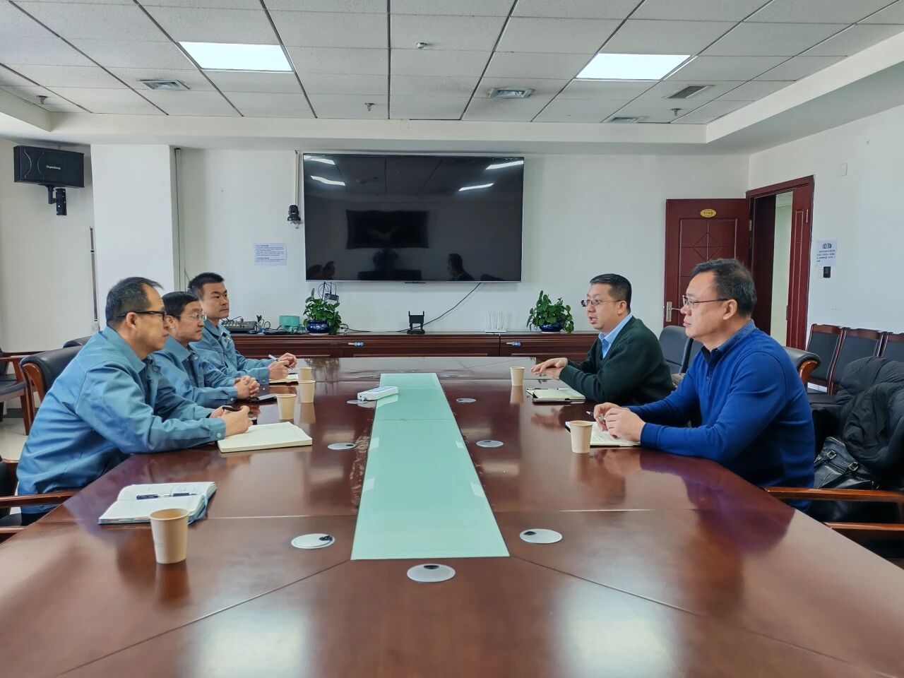 教学科研 | 学院与新疆有色金...